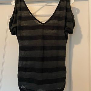 Shoulder cutout striped v-neck